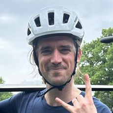 /images/pfpPhotos/CC0667_Chasebikeheadshot_30712_crop.jpg