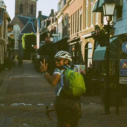 /images/pfpPhotos/DL0332_FF362922-3FA5-41D1-83C2-FA8B3F669506_99990_crop.jpeg