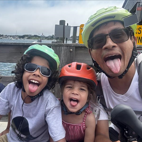 /images/pfpPhotos/GK0087_A4B4D916-444D-48E8-8414-53D86F33FF7E_49900_crop.jpeg