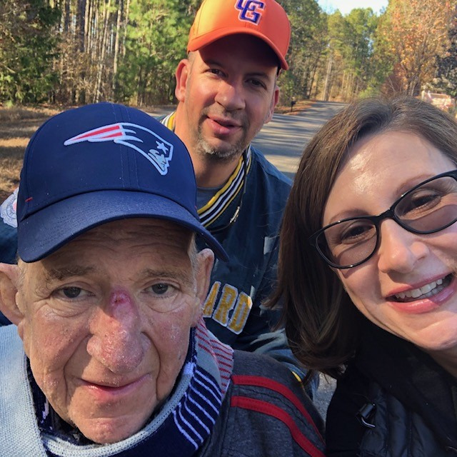 /images/pfpPhotos/JF0423_Dad_71855_crop.jpg