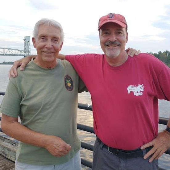 /images/pfpPhotos/JH0352_JohnandUncleMark_42370_crop.jpg