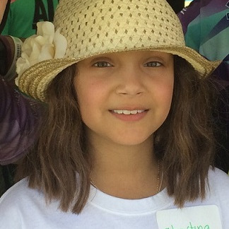 /images/pfpPhotos/JS0613_christina_58213_crop.jpg