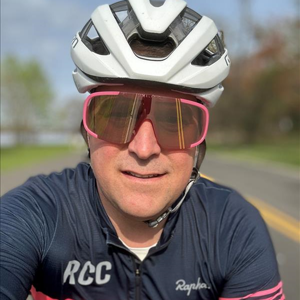 /images/pfpPhotos/KN0052_KevinBike_43536_crop.jpg