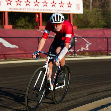 /images/pfpPhotos/MW0397_IMG_1768_28816_crop.jpeg