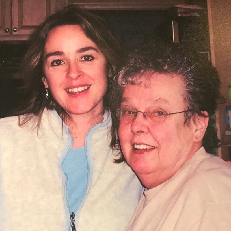 /images/pfpPhotos/TL0154_mom_45203_crop.jpeg