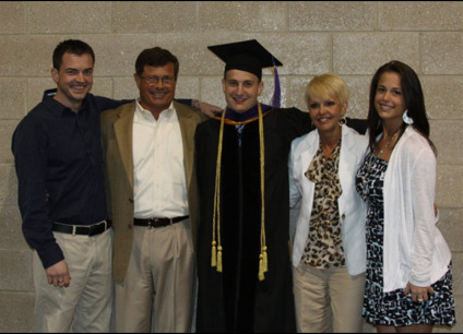 /images/pfpPhotos/uploads/BV0023/BV0023_graduation_7_crop.jpg