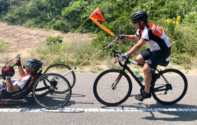 /images/pfpPhotos/uploads/CM0007/CM0007_Todd&Chris2_3_crop.jpg