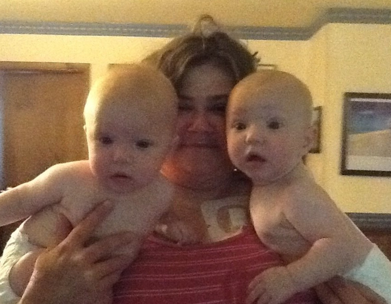 /images/pfpPhotos/uploads/DB0342/DB0342_Liz_twins_1_crop.jpg
