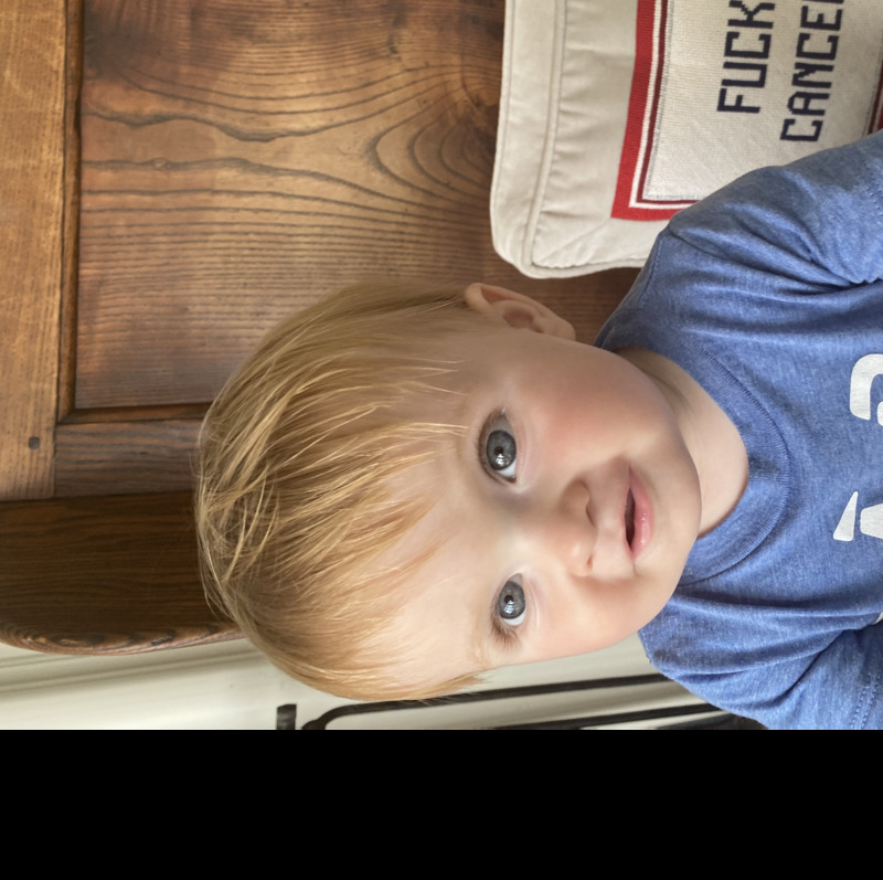 /images/pfpPhotos/uploads/DG0234/DG0234_cooperandpillow_11_crop.jpg