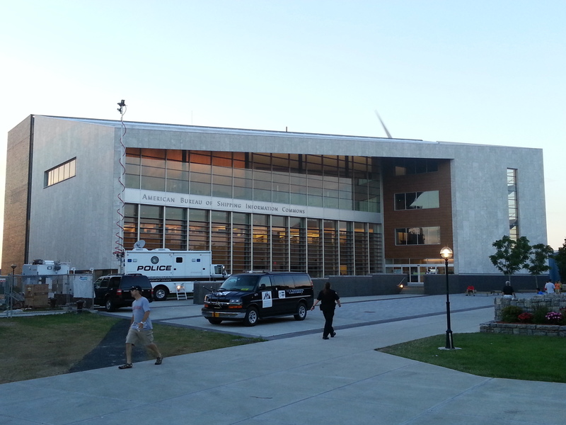/images/pfpPhotos/uploads/EB0063/EB0063_2013PMCCommandCenterOutside_156_crop.jpg