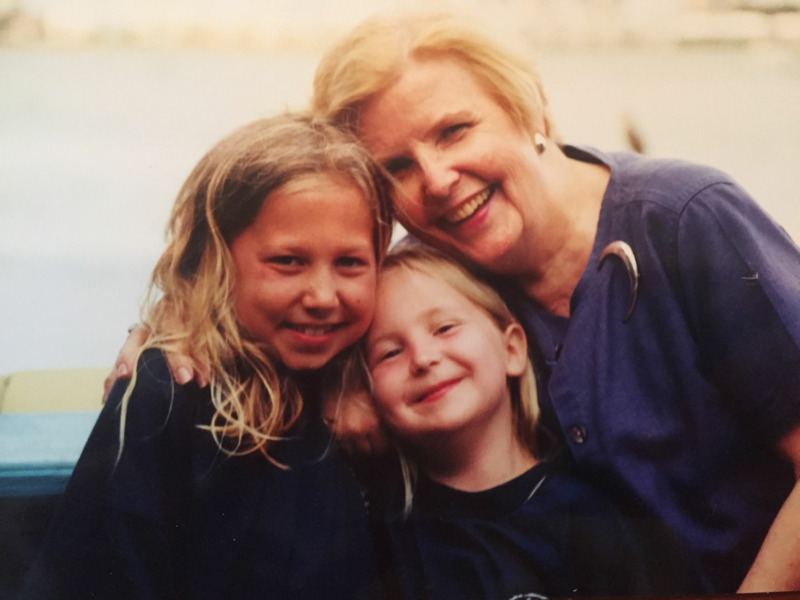 /images/pfpPhotos/uploads/JM0998/JM0998_MomPic2_3_crop.JPG