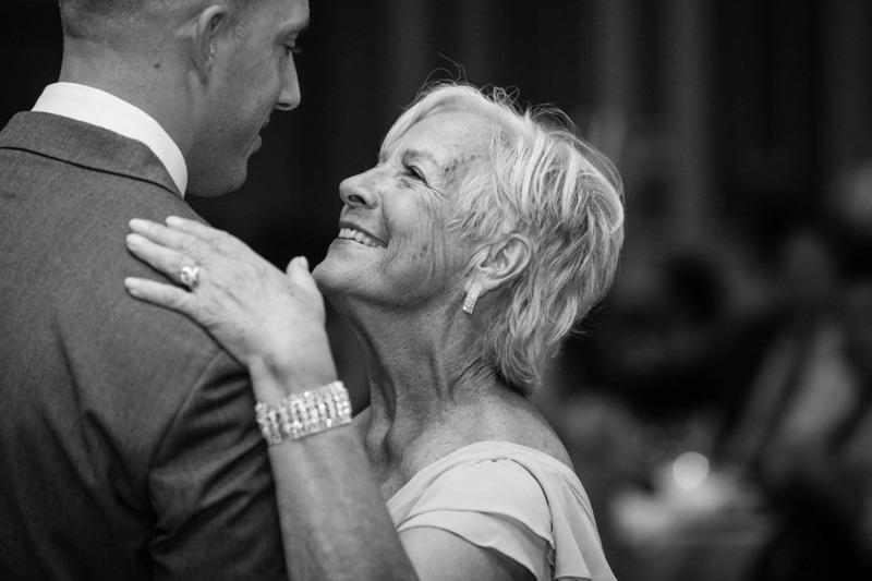/images/pfpPhotos/uploads/SG0356/SG0356_MenMomWedding_1_crop.jpg