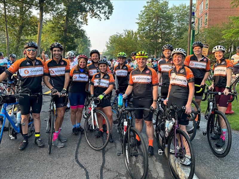 /images/pfpPhotos/uploads/SS0597/SS0597_Day1-Wellesleystartingline-groupshot-2023PMC(8.5.2023)_13_crop.jpg
