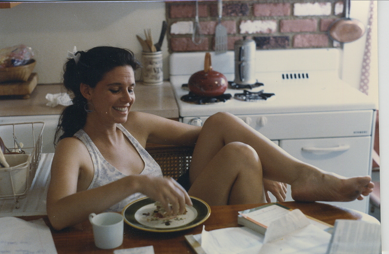 /images/pfpphotos/uploads/ET0045/ET0045.Gall.deb.feet.hands.jpg