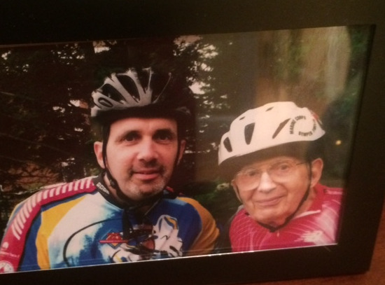 /pfpPhotos/uploads/AC0002/AC0002_PMCPHOTOWITHDAD_11_crop.jpg