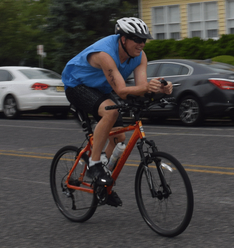 /pfpPhotos/uploads/BT0115/BT0115_Bill-Triathlon20170805_5_crop.gif