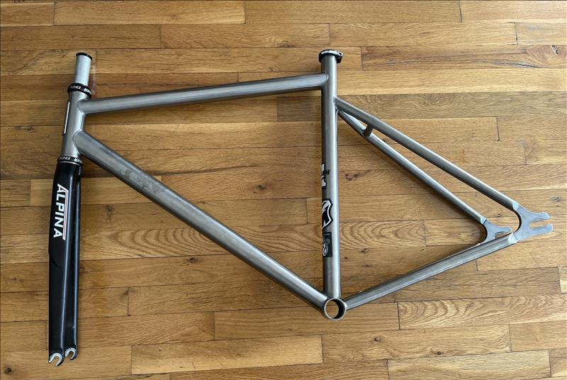 /pfpPhotos/uploads/DL0377/DL0377_bike_wip1_1_crop.jpg