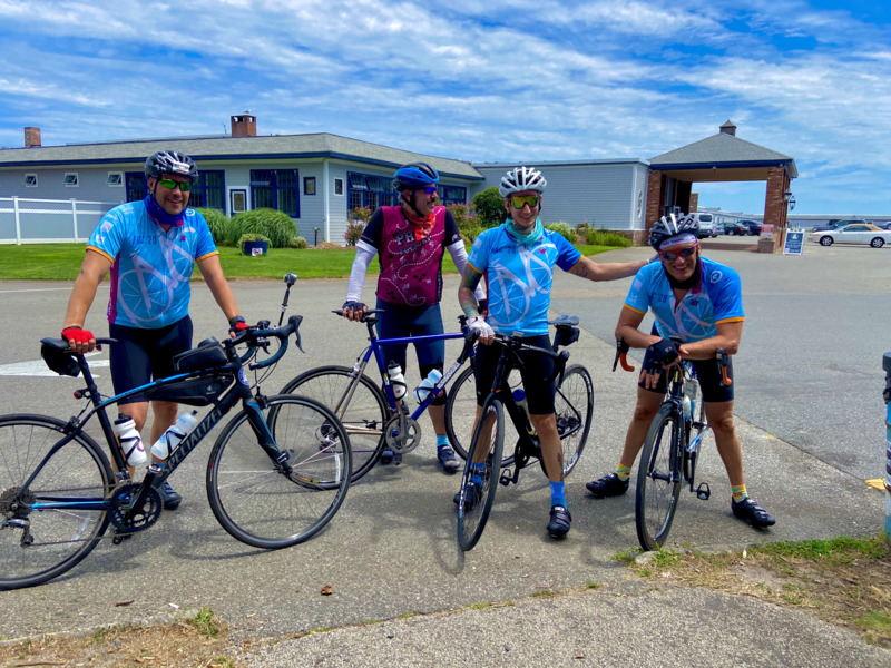 /pfpPhotos/uploads/ES0298/ES0298_Day2Finish-Group5sm_19_crop.jpg