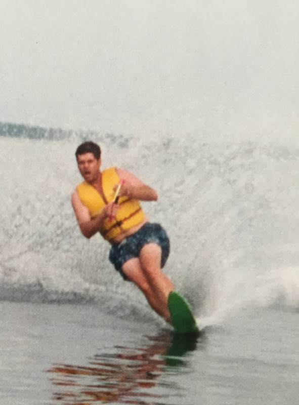 /pfpPhotos/uploads/HS0130/HS0130_DadWaterSkiing_9_crop.jpg