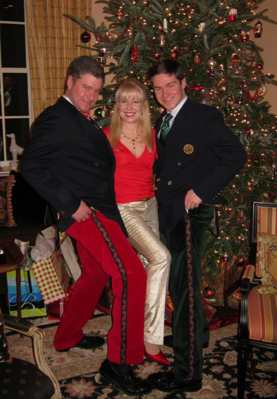/pfpPhotos/uploads/HS0130/HS0130_FamilyChristmas_15_crop.jpg