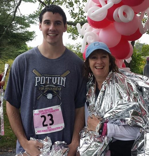 /pfpPhotos/uploads/JB0944/JB0944_BCWalkwithMom_1_crop.jpeg