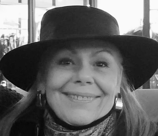 /pfpPhotos/uploads/JH0352/JH0352_Lynne_13_crop.jpg