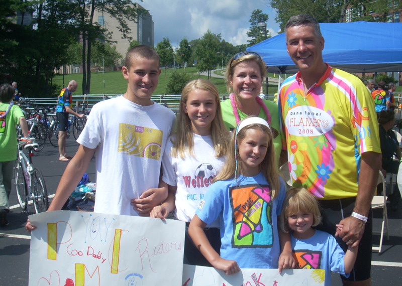 /pfpPhotos/uploads/KJ0025/KJ0025_AllFamilyPMC085x7_10_crop.jpg