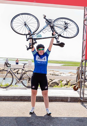 /pfpPhotos/uploads/LM0220/LM0220_DL0289-ProvincetownInn-5298-M_42_crop.jpg