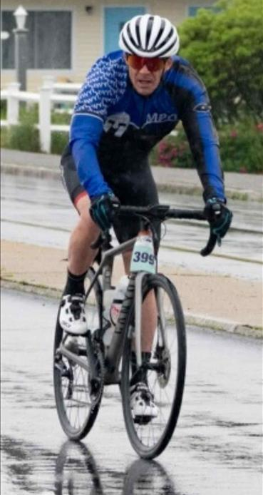 /pfpPhotos/uploads/SK0006/SK0006_PMCbikerain_35_crop.jpg