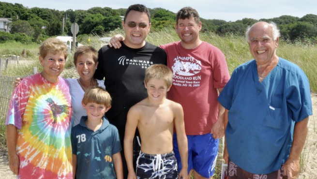 /pfpPhotos/uploads/TS0304/TS0304_familypicture_13_crop.jpg