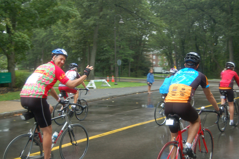/pfpphotos/uploads/KJ0025/KJ0025.Gall.PMC2011-Jones-at-Start.jpg