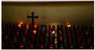 /pfpphotos/uploads/TR0129/TR0129.Gall.candle.JPG